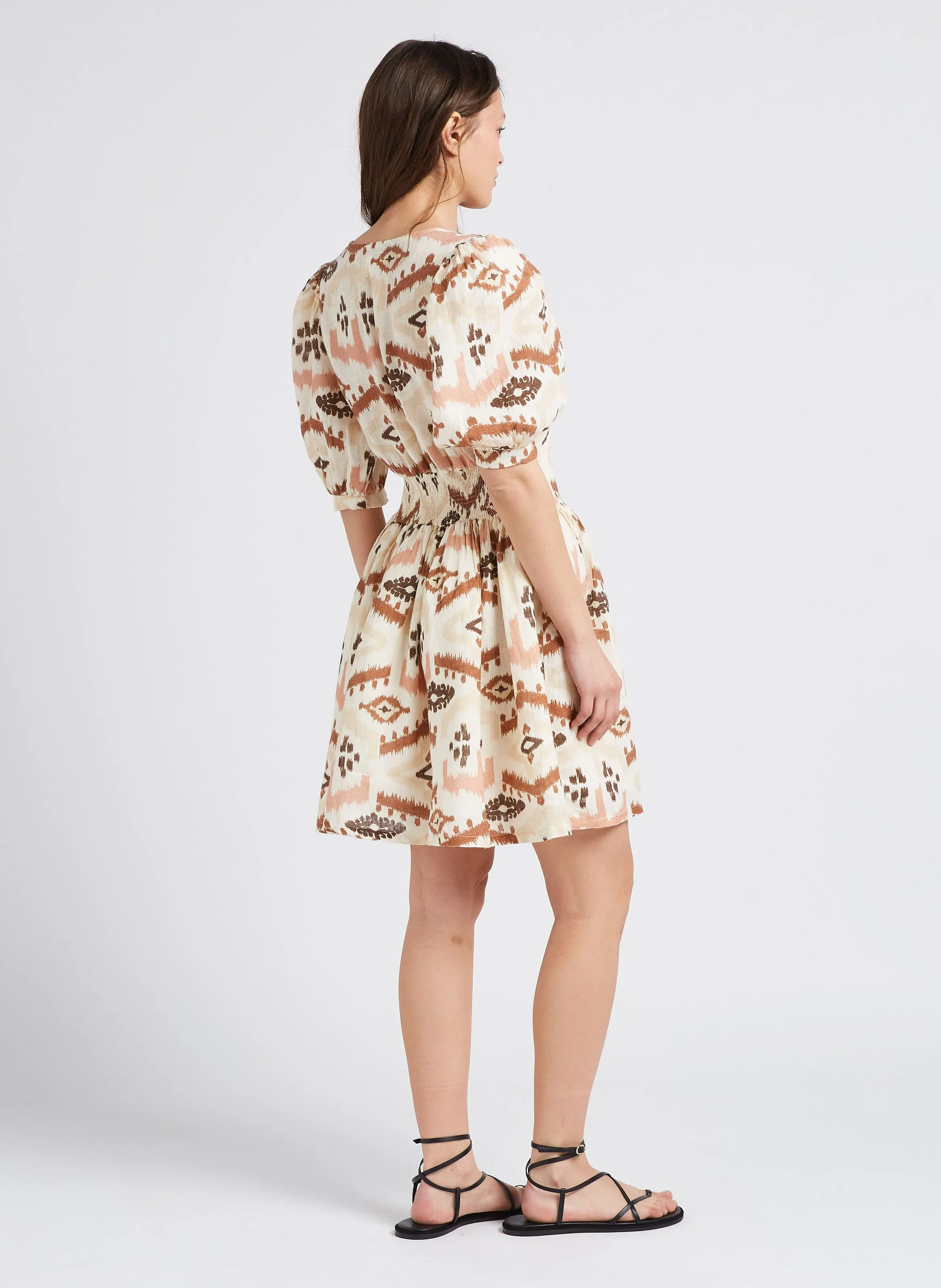 THE NEW SOCIETY WEST - Vestido corto estampado de lino en multicolor